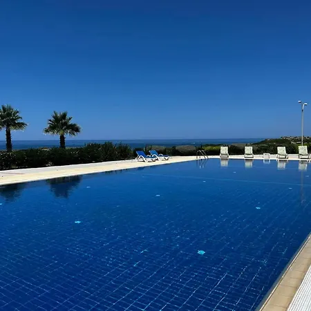Sea Terra Bay Penthouse Akanthou